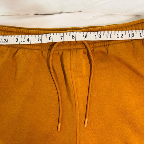 Jordan (Nike) Men's British Tan/Orange Essentials Joggers Size M - Picture 6 of 9